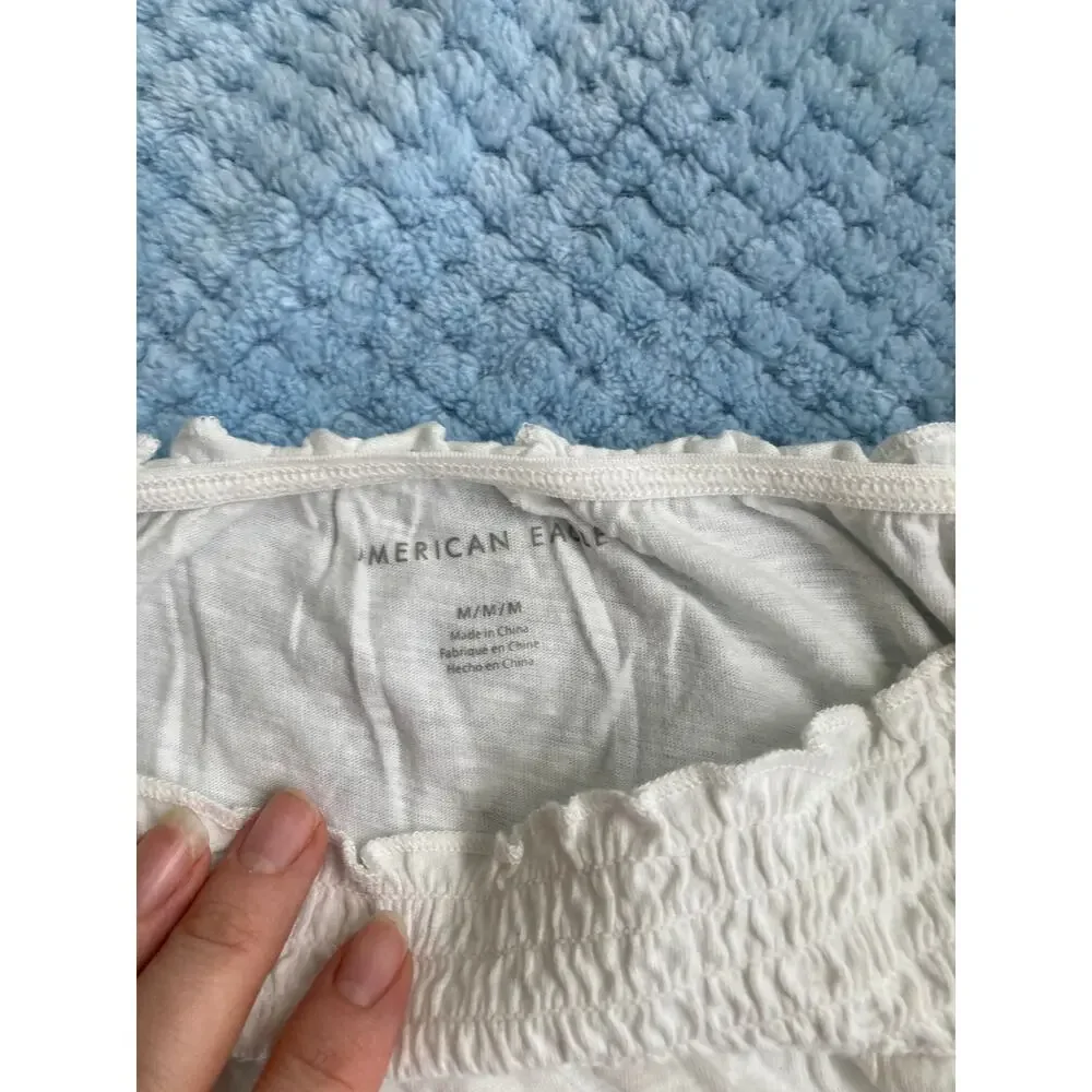 NWT American Eagle Outfitters White Crop Top shirt Size M - Picture 3 of 9